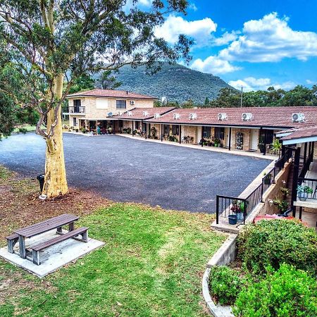 Kandos Fairways Motel 外观 照片